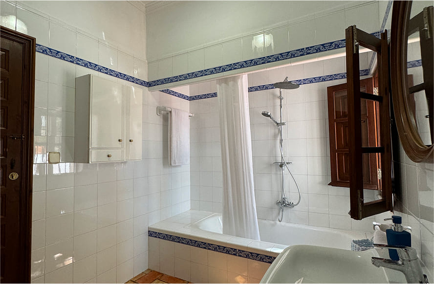 Habitación doble con bañera